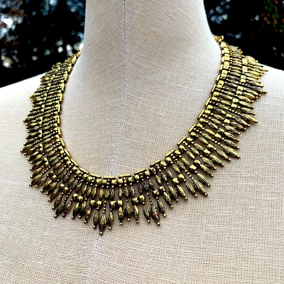 Jewelry - Metal Sunburst Collar Necklace